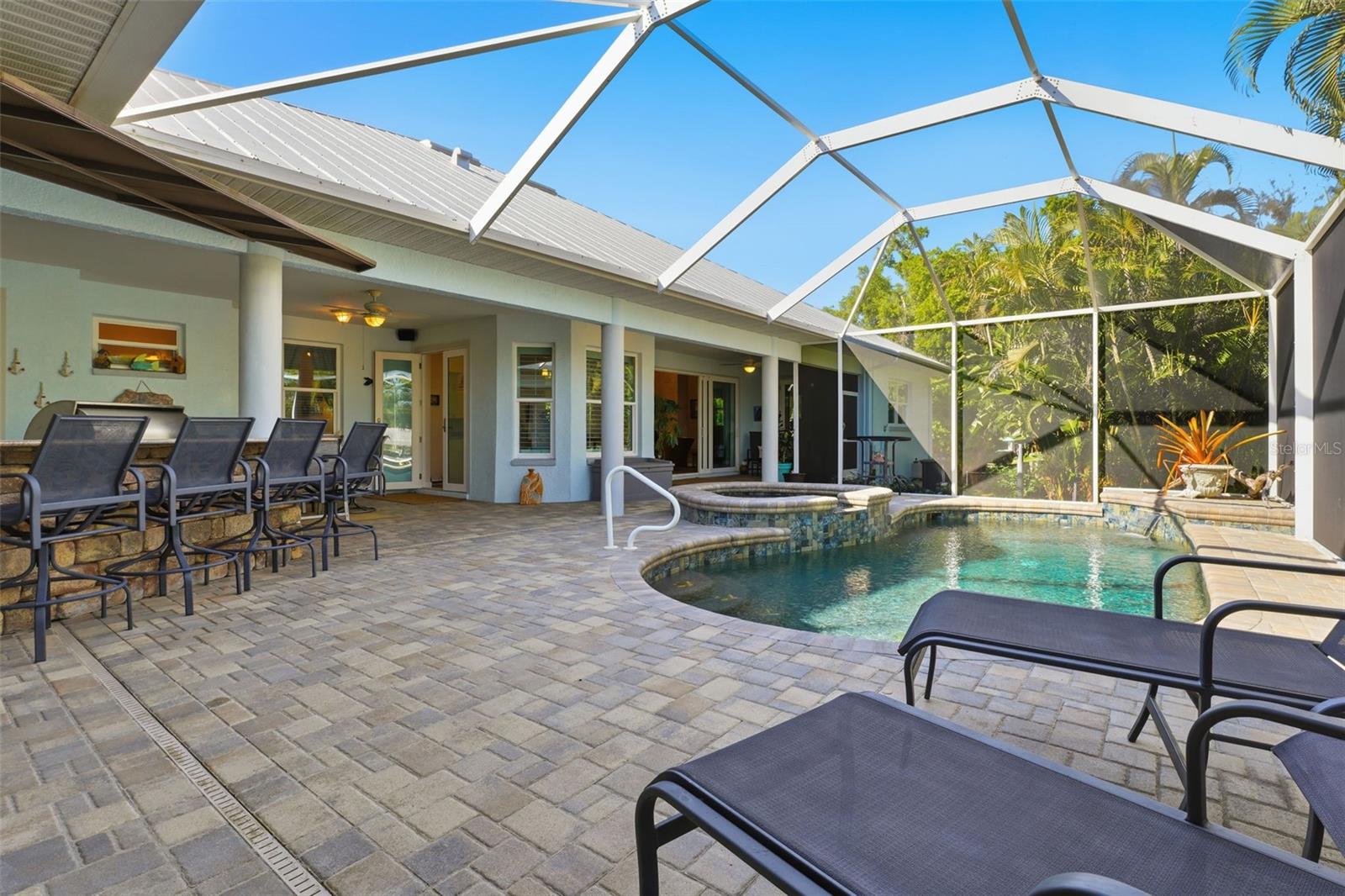 CAPE HAZE - Residential