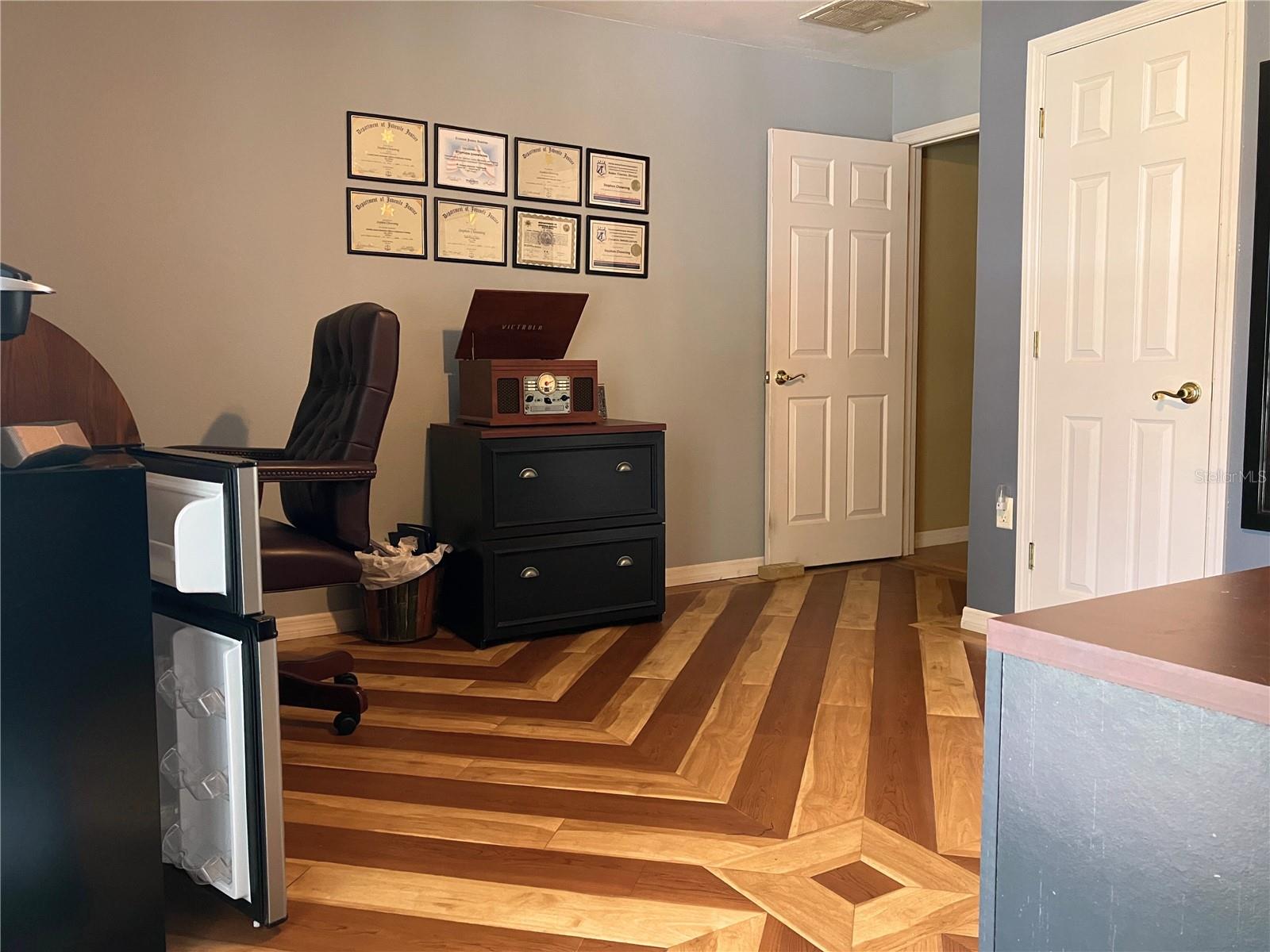 PARADISE LAKES PH 03 - Residential