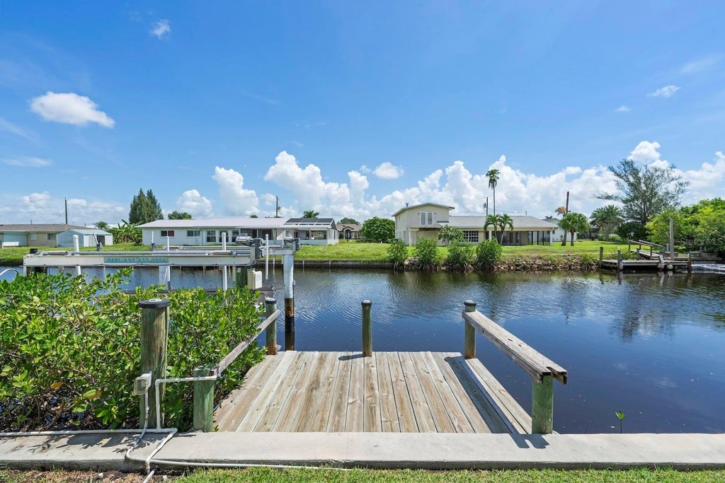 Photo of 3326 Magnolia Way, Punta Gorda, FL 33950 (MLS # C7530749)