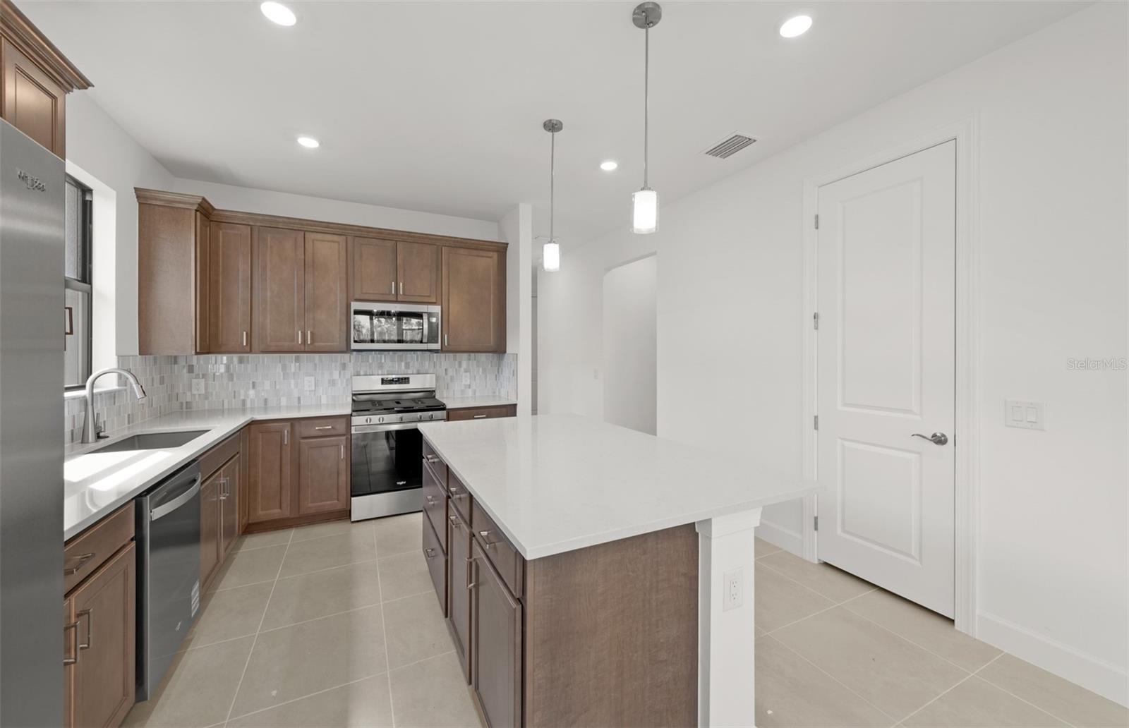 4632; DEL WEBB CATALINA AT LAKEWOOD RANCH - Residential