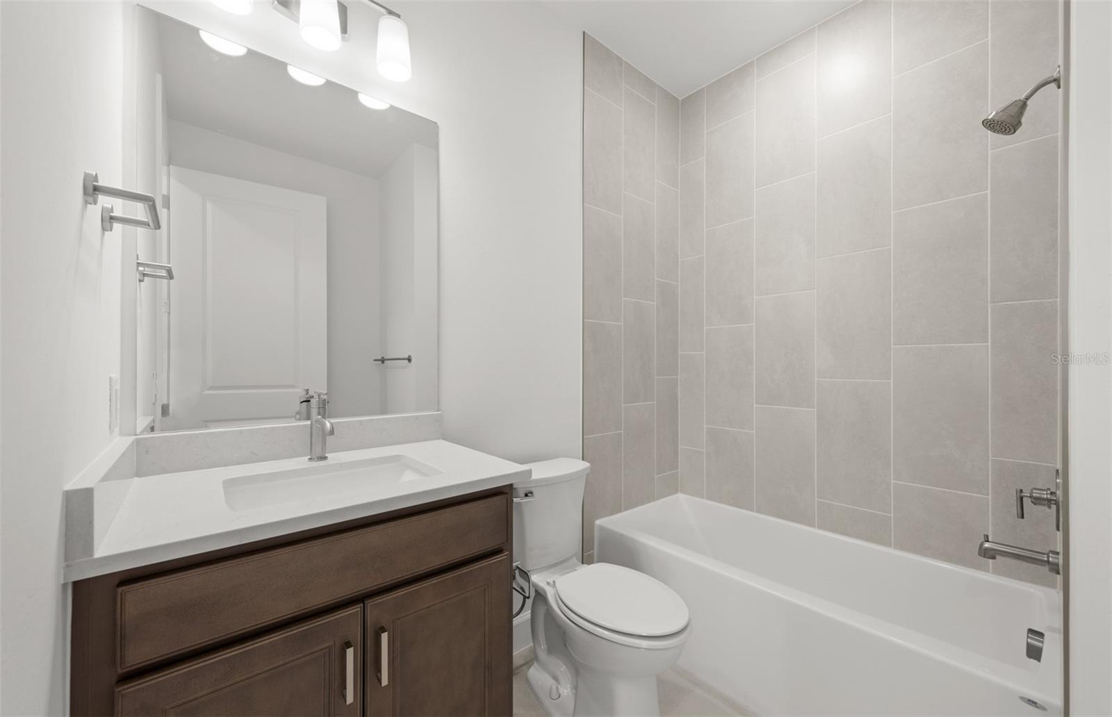 4632; DEL WEBB CATALINA AT LAKEWOOD RANCH - Residential