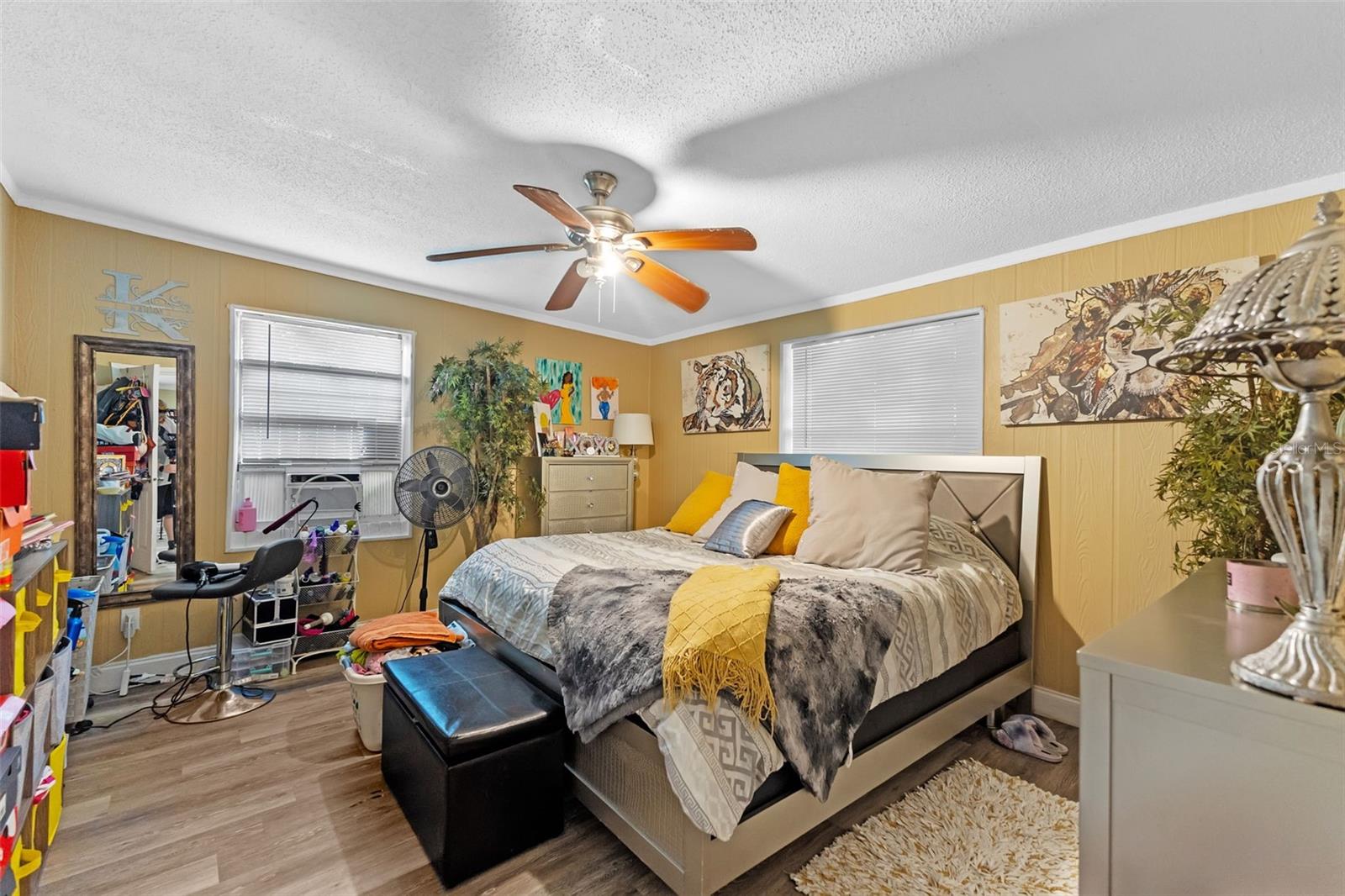 HIGHLAND PARK - Residential Income