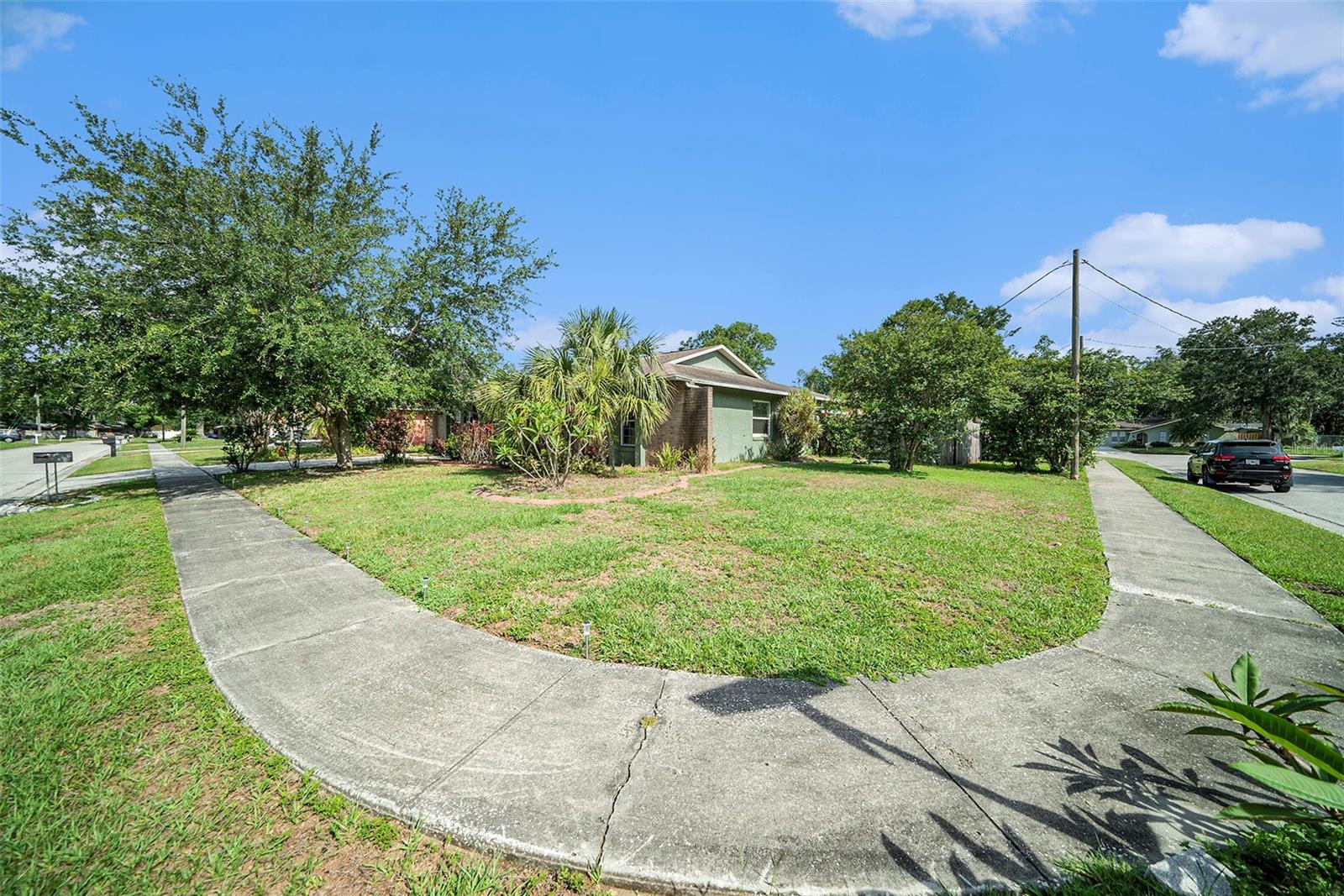 1813 NOVA DRIVE