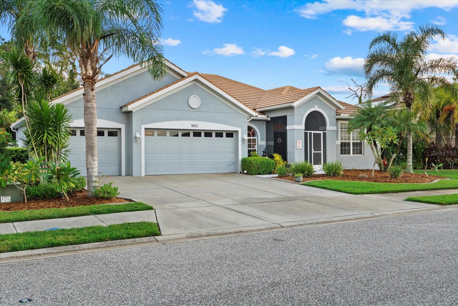 VILLAGES/PINE TREE SPRUCE PINE - Residential