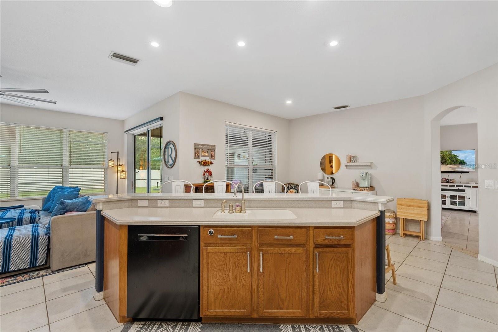 VILLAGES/PINE TREE SPRUCE PINE - Residential