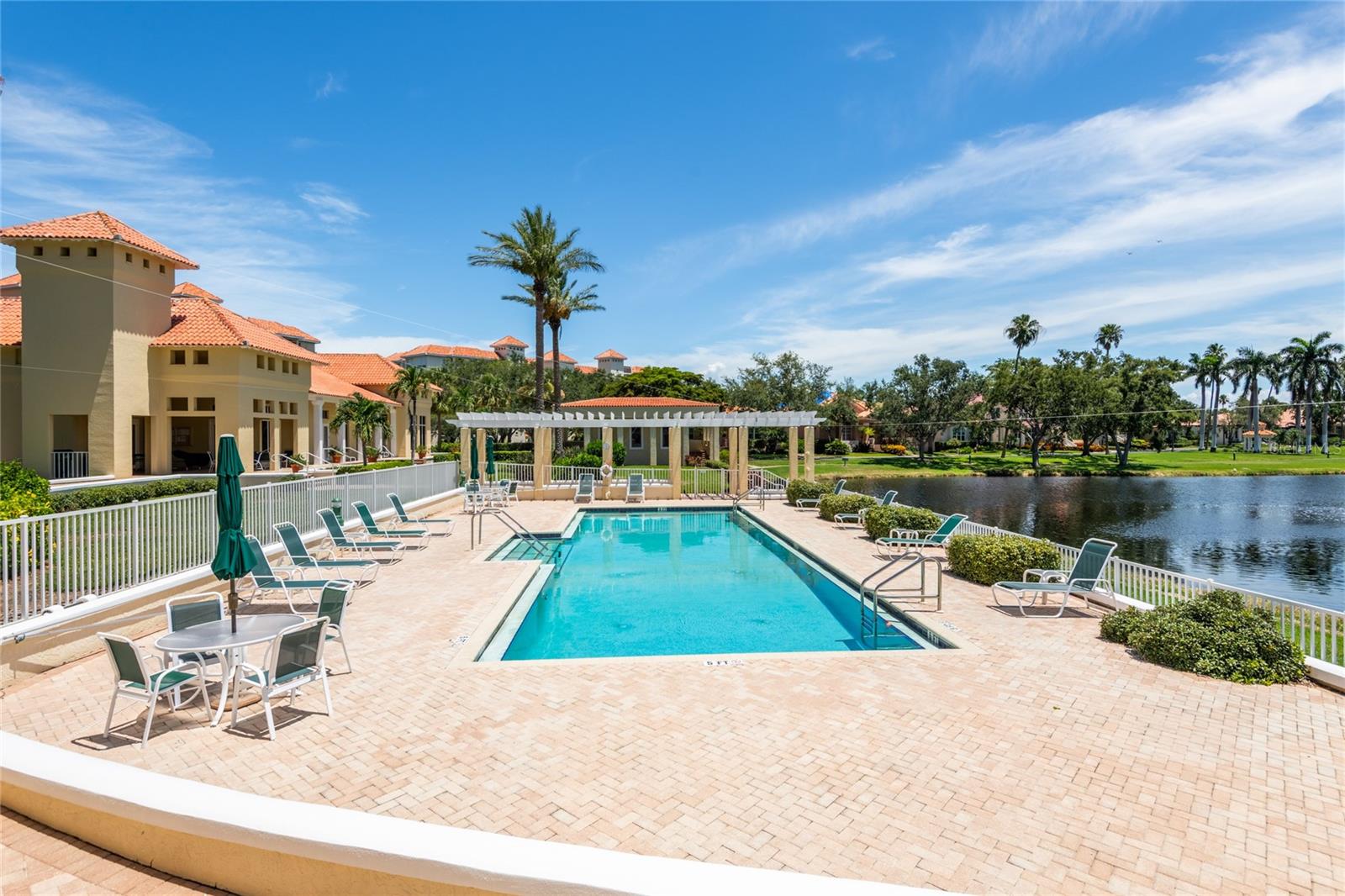 DOLPHIN CAY BERMUDA - Residential