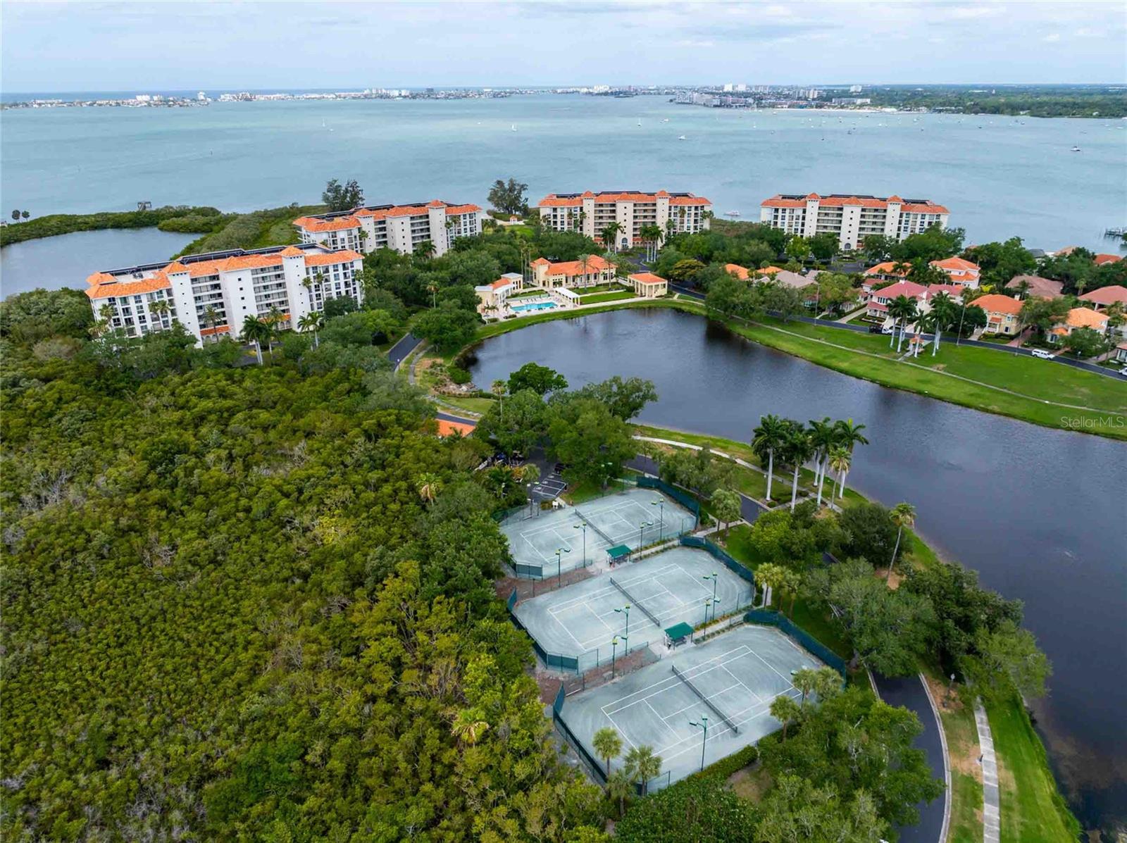 DOLPHIN CAY BERMUDA - Residential