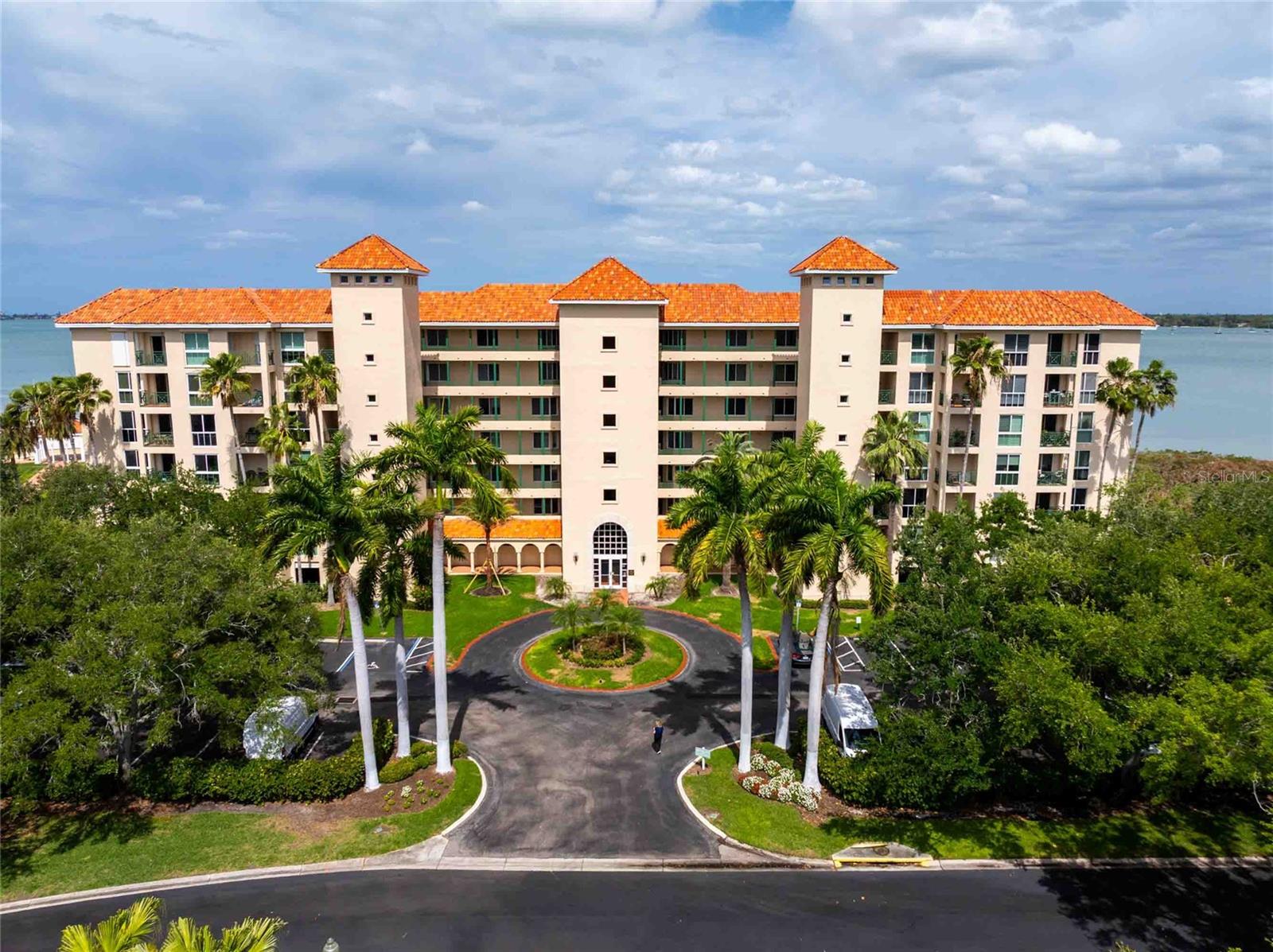 DOLPHIN CAY BERMUDA - Residential