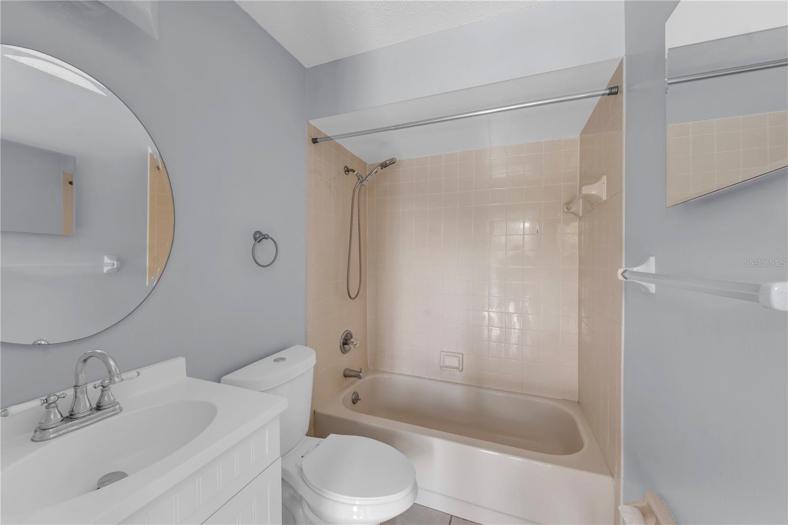 BAY PORT COLONY PH III UN 1 - Residential