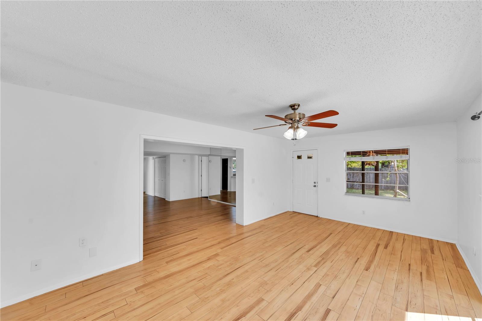 BAY PORT COLONY PH III UN 1 - Residential