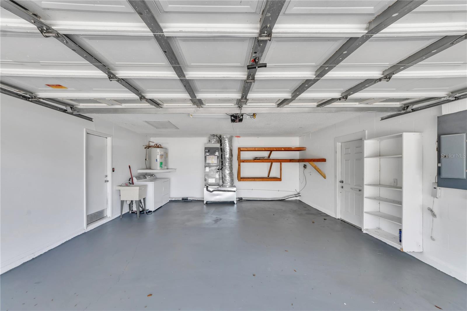 BAY PORT COLONY PH III UN 1 - Residential