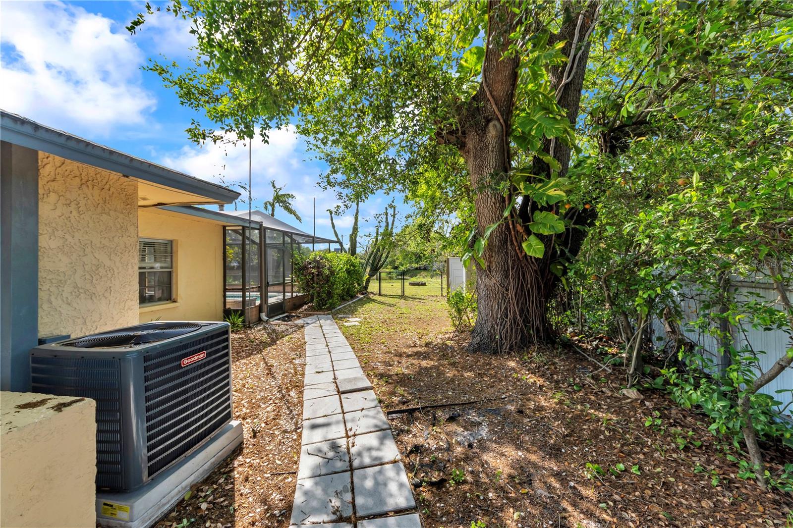 BAY PORT COLONY PH III UN 1 - Residential