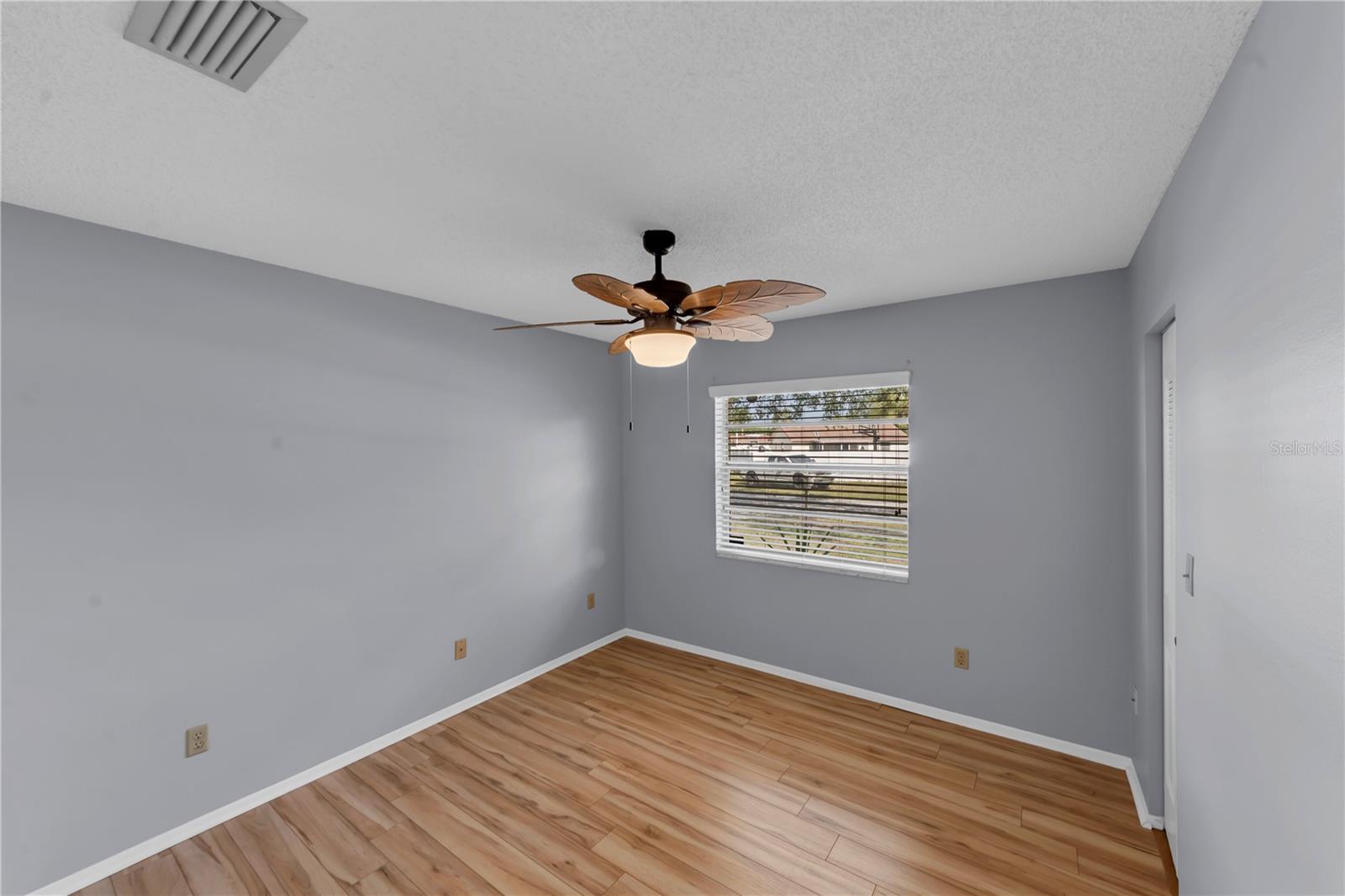 BAY PORT COLONY PH III UN 1 - Residential