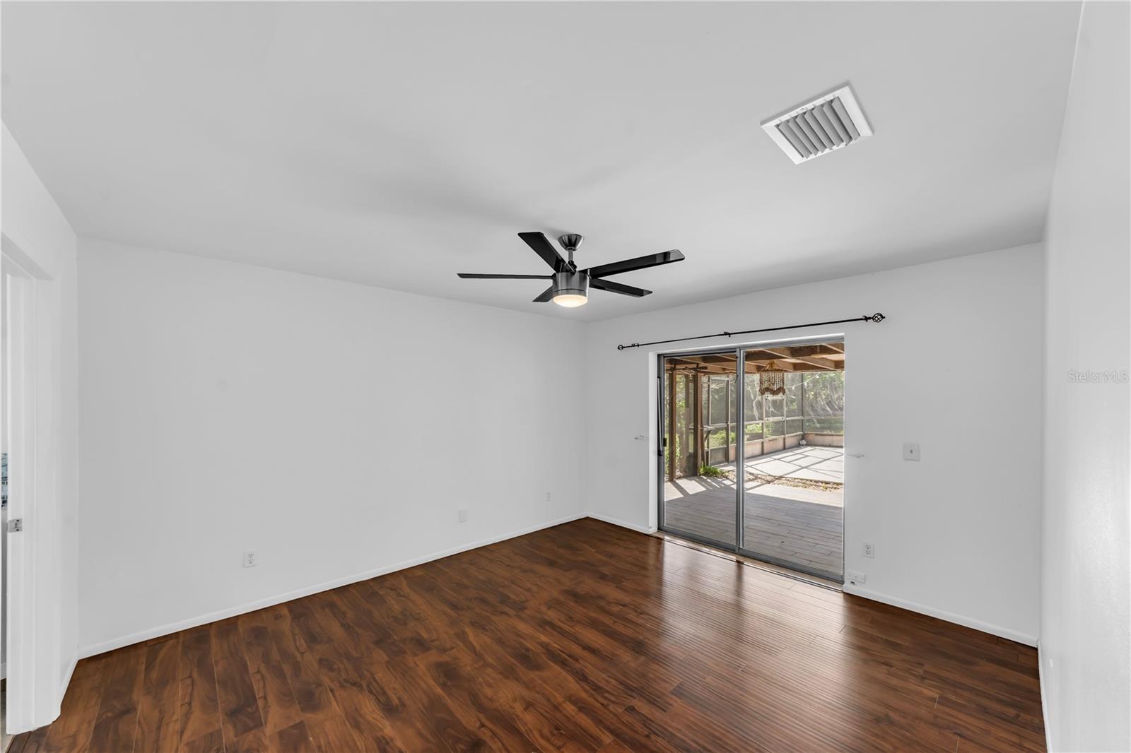 BAY PORT COLONY PH III UN 1 - Residential