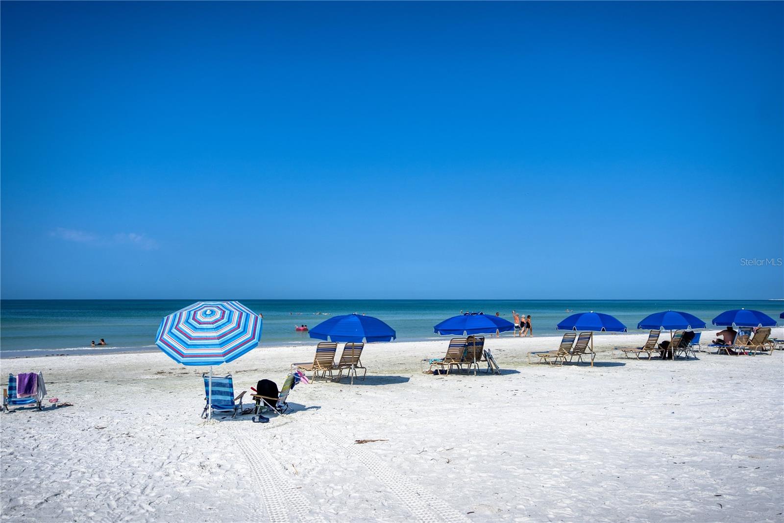 LAS PALMAS OF SARASOTA - Residential Lease