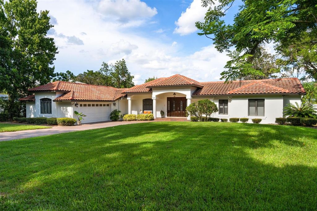 Photo of 325 Magnolia Street, Windermere, FL 34786 (MLS # O6407418)