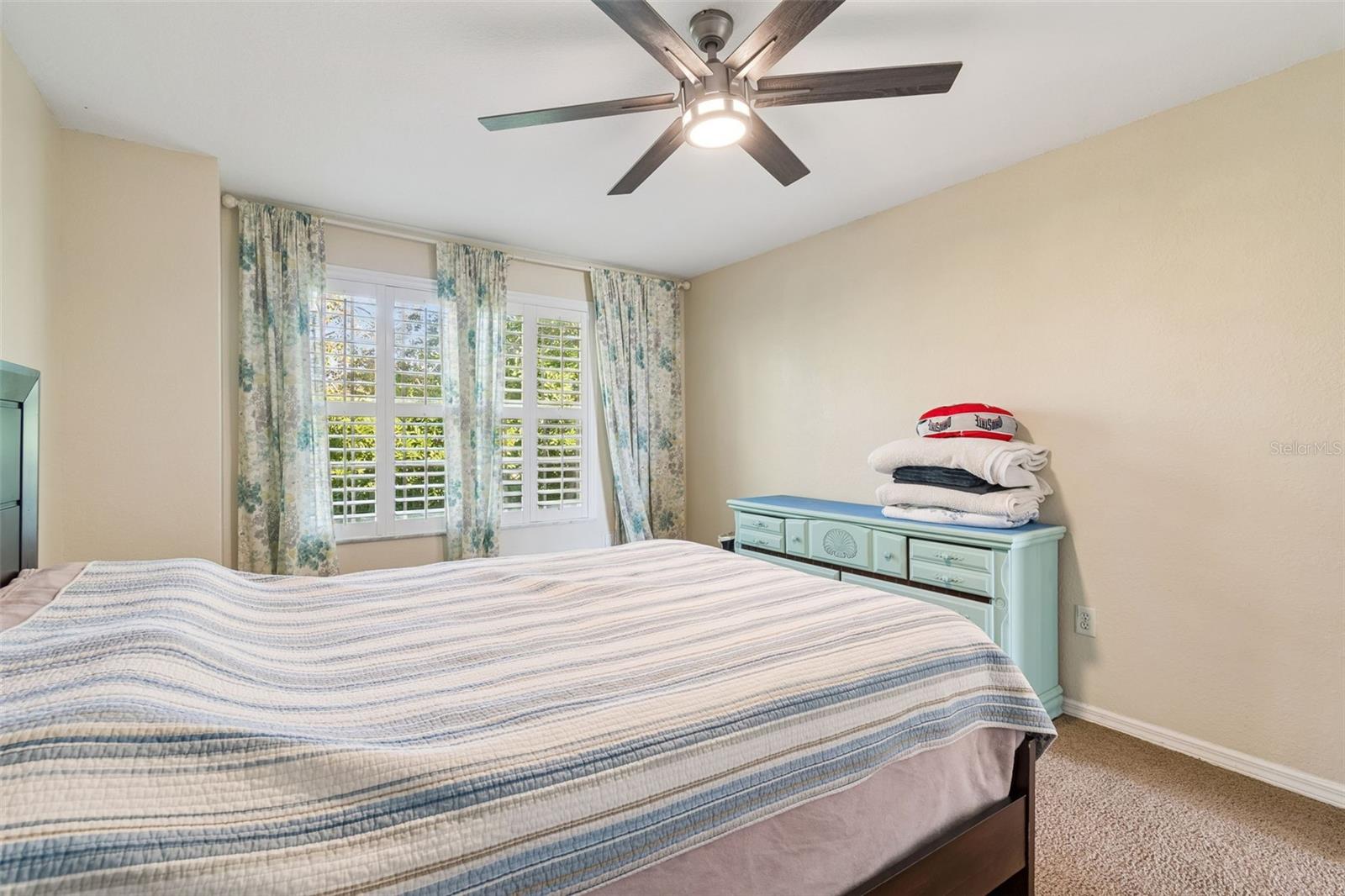 WESTCHESTER LAKE TWNHMS - Residential