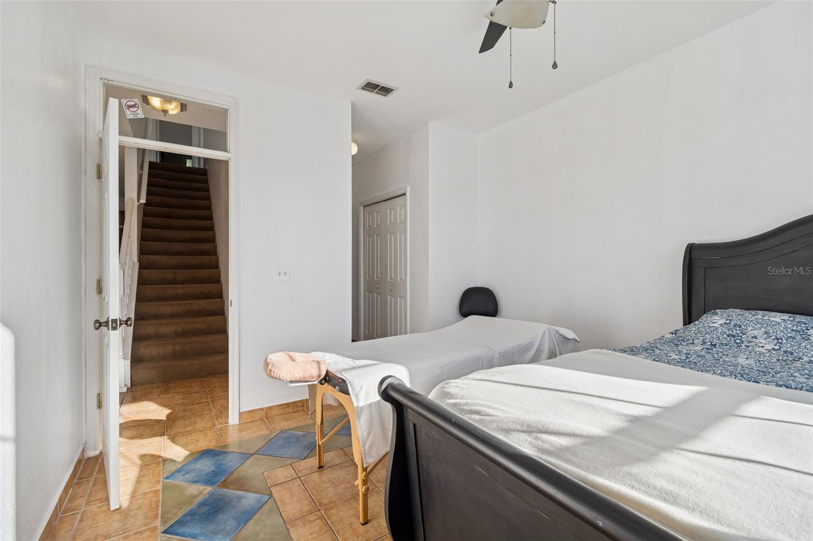 WESTCHESTER LAKE TWNHMS - Residential