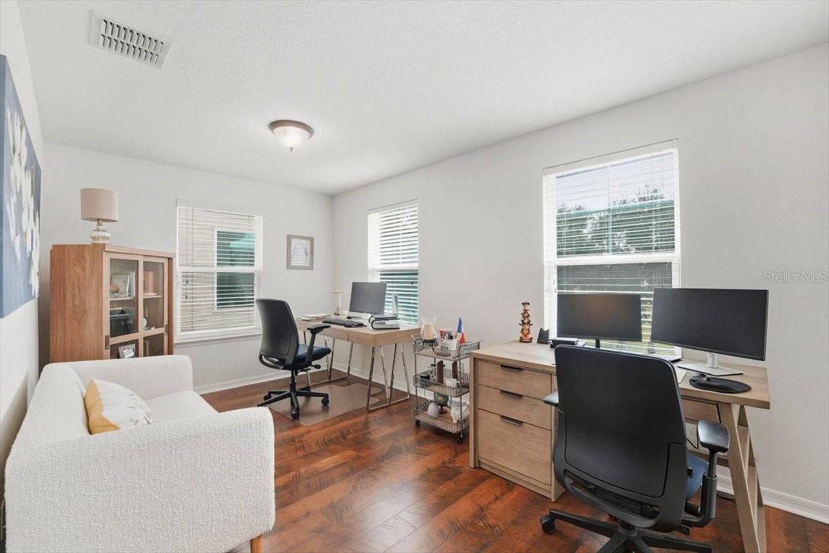 WINDERMERE LANDINGS - Residential