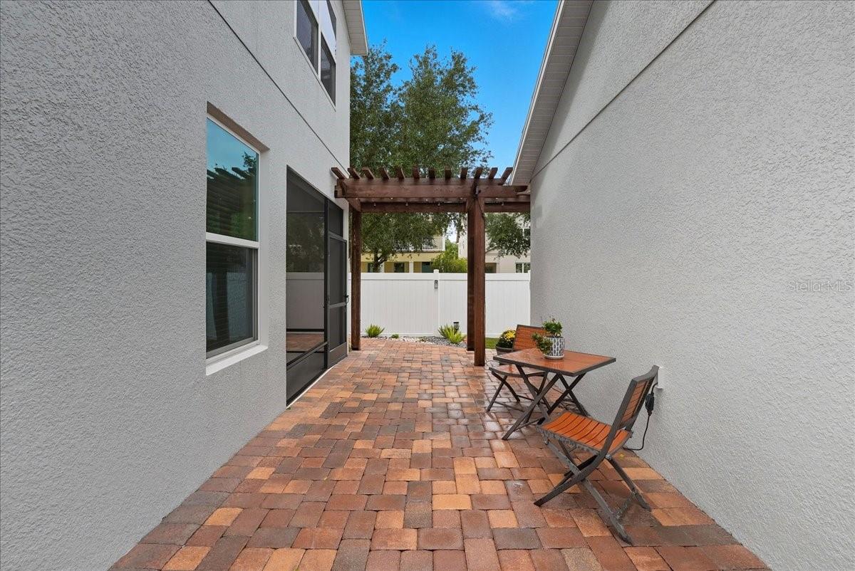 WINDERMERE LANDINGS - Residential