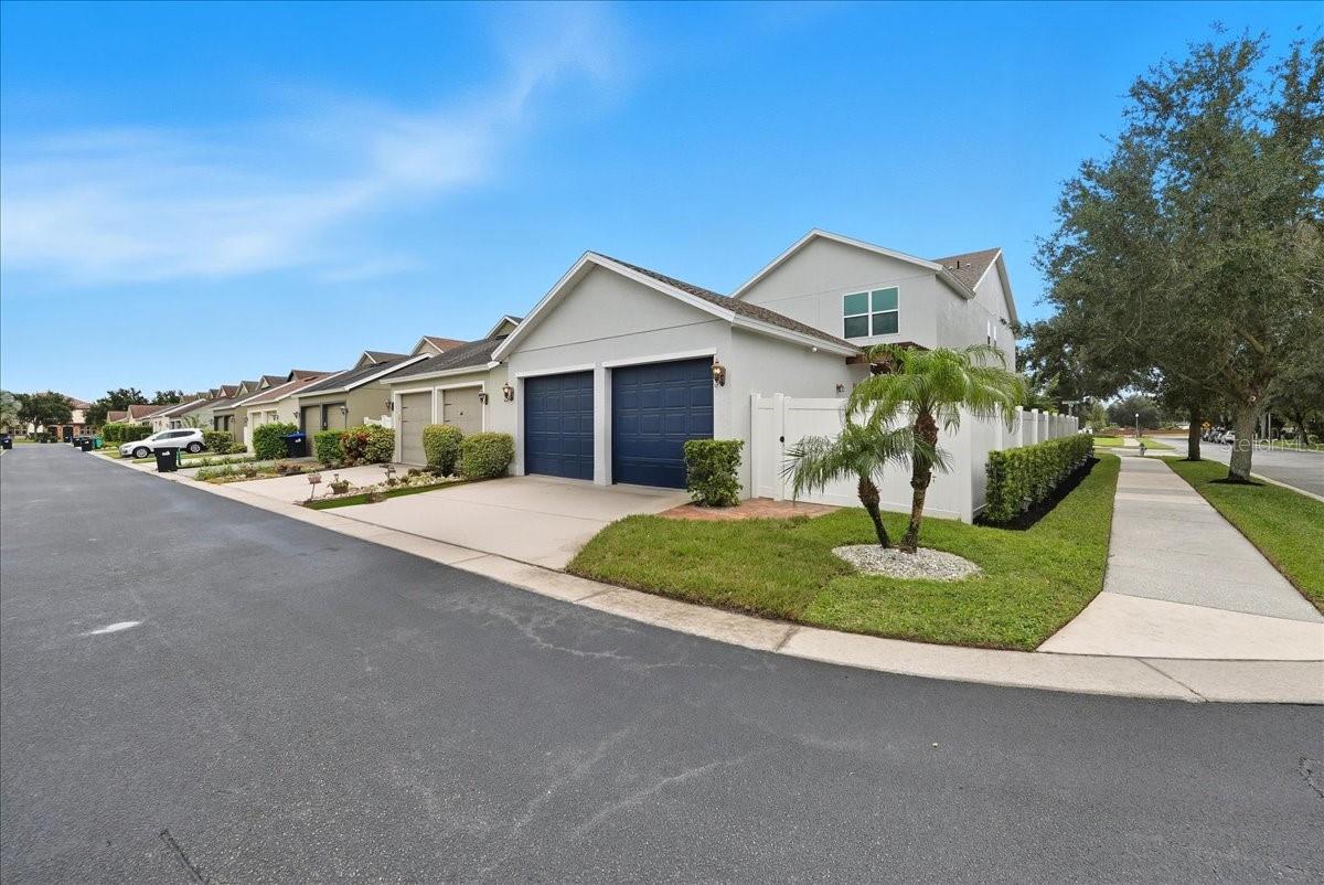 WINDERMERE LANDINGS - Residential