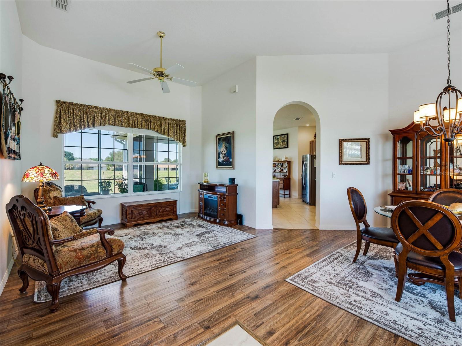 ENCLAVE/STONECREST 04 - Residential