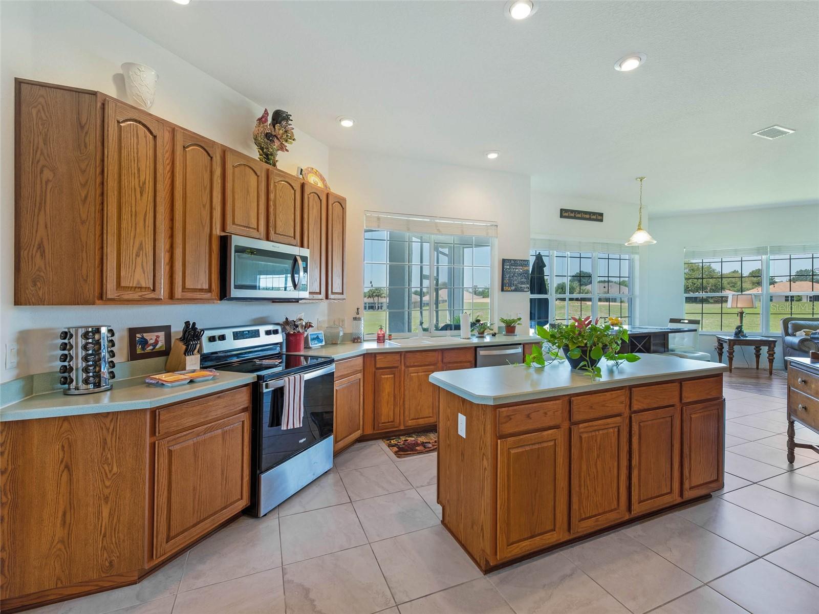 ENCLAVE/STONECREST 04 - Residential