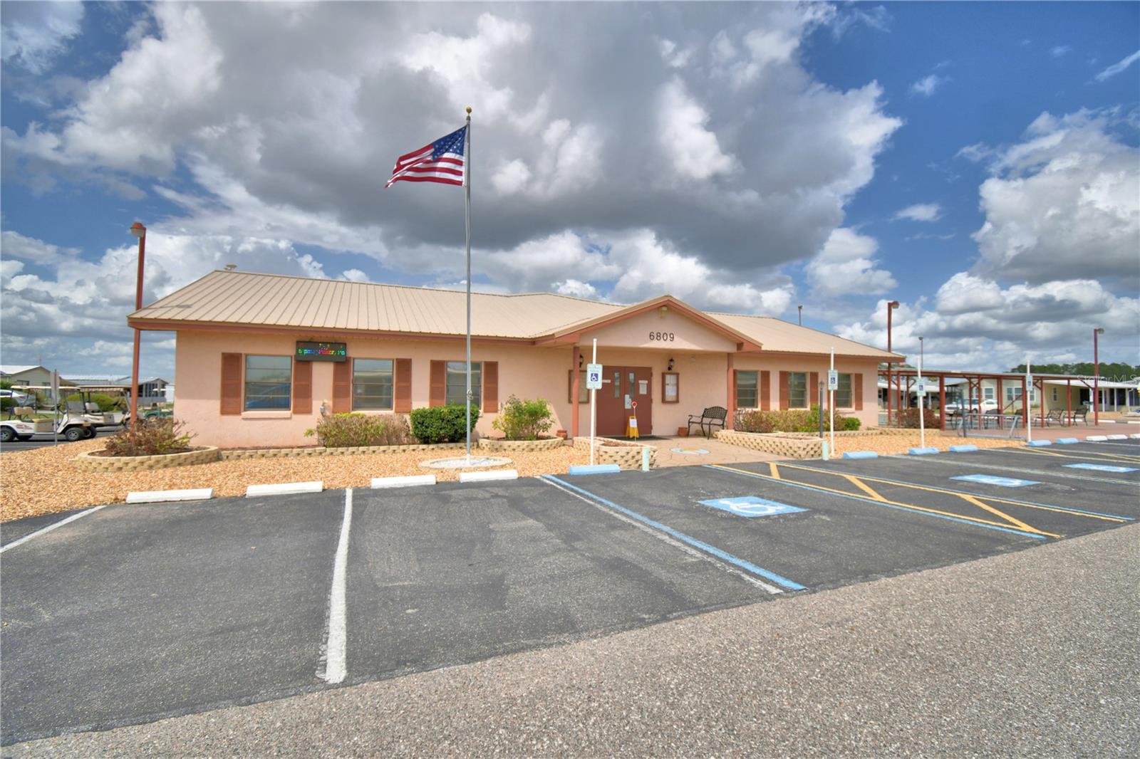 LAKE N GOLF ESTATES - Residential