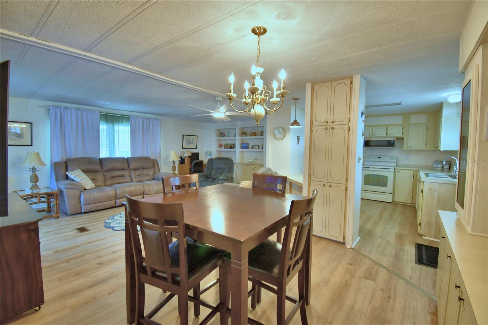 LAKE N GOLF ESTATES - Residential