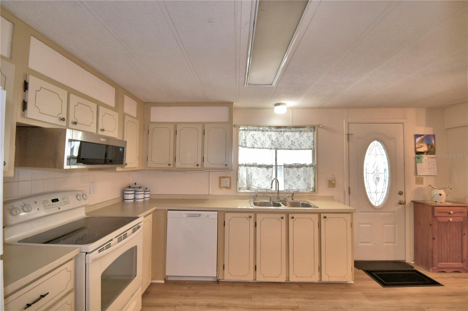 LAKE N GOLF ESTATES - Residential