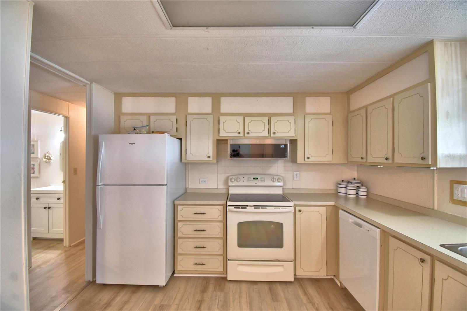 LAKE N GOLF ESTATES - Residential