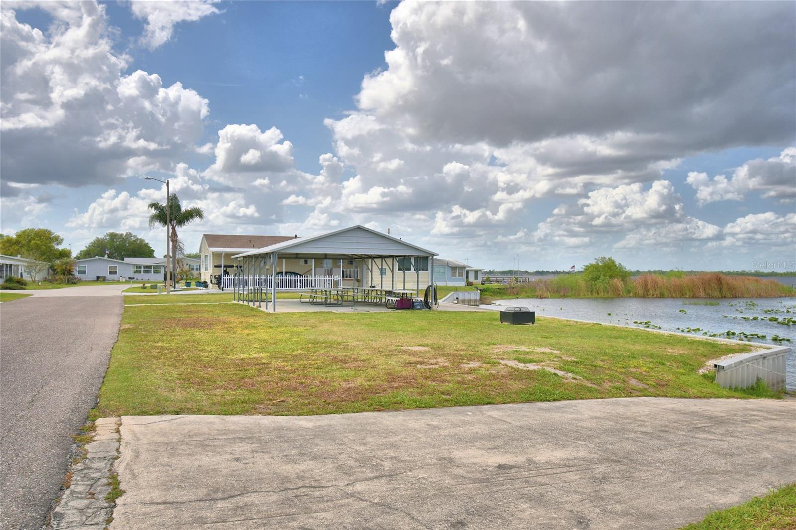 LAKE N GOLF ESTATES - Residential