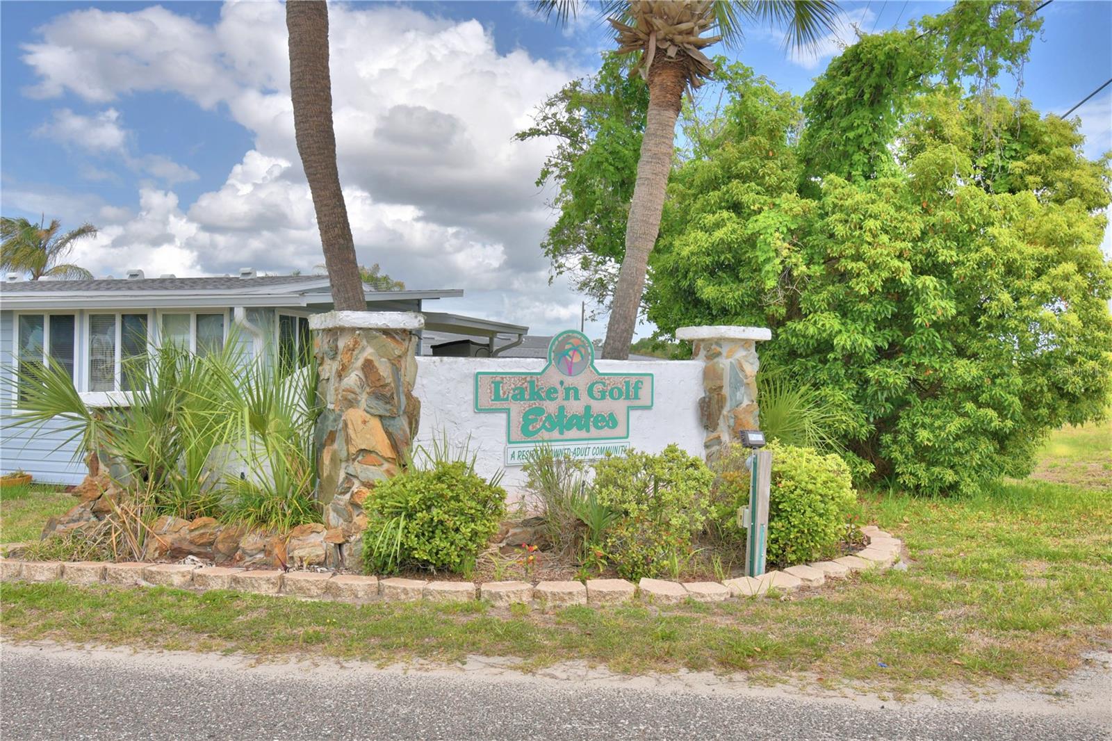 LAKE N GOLF ESTATES - Residential