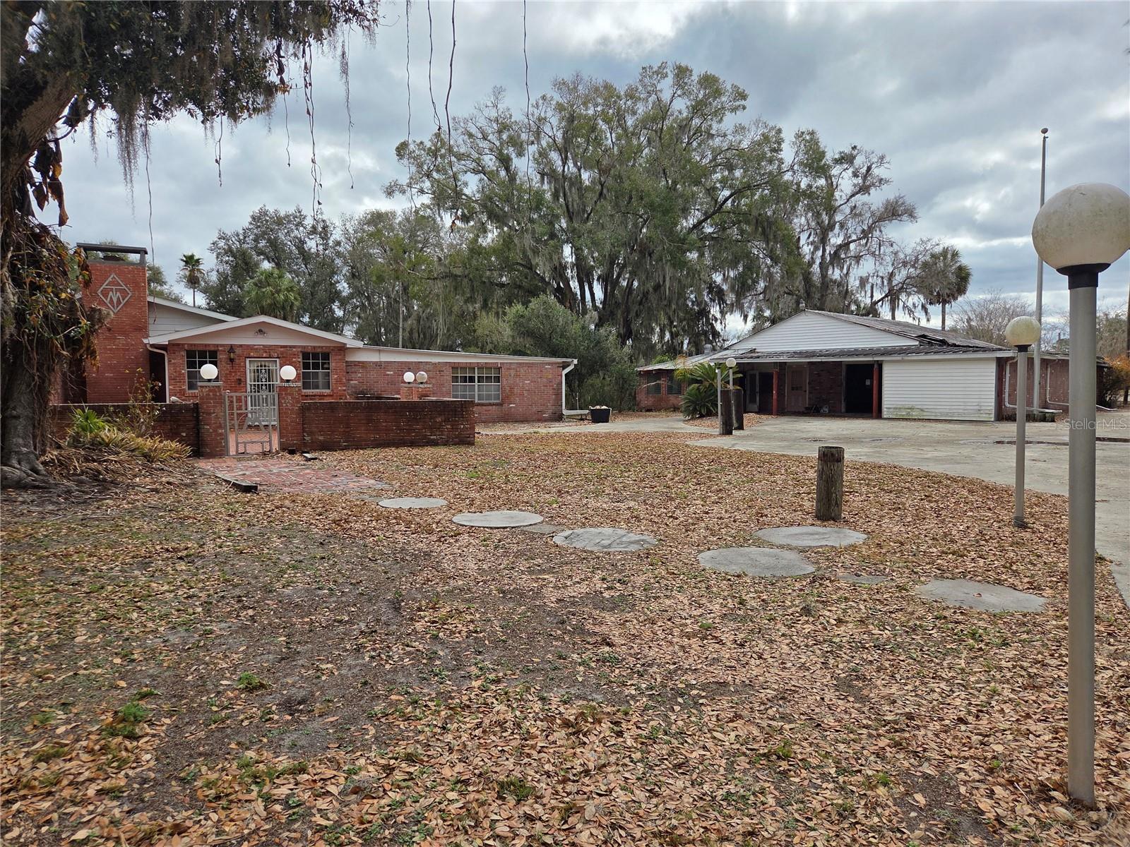 UNPLATTED - Residential