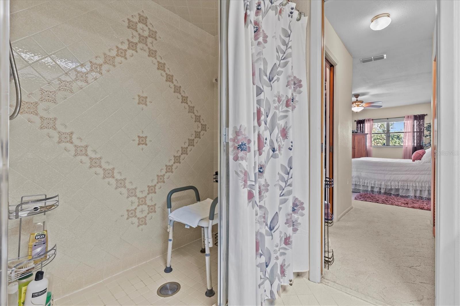 ORCHARDS RADCLIFFE CONDO - Residential