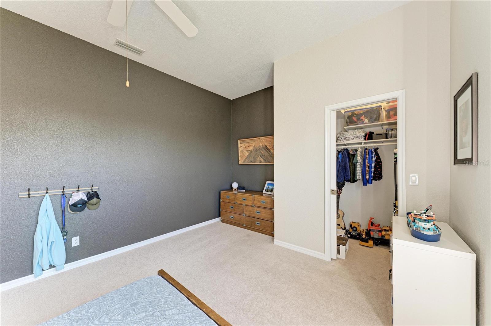 AUBURN ACRES - Residential