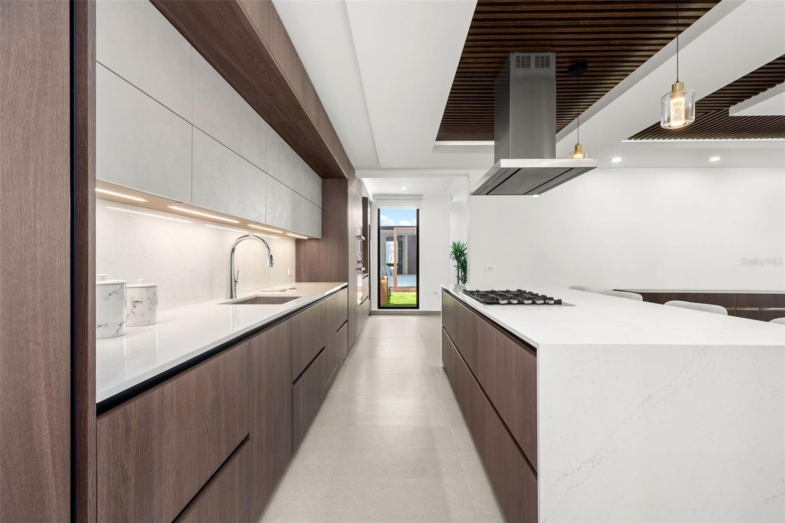 DORADO BEACH EAST - Residential