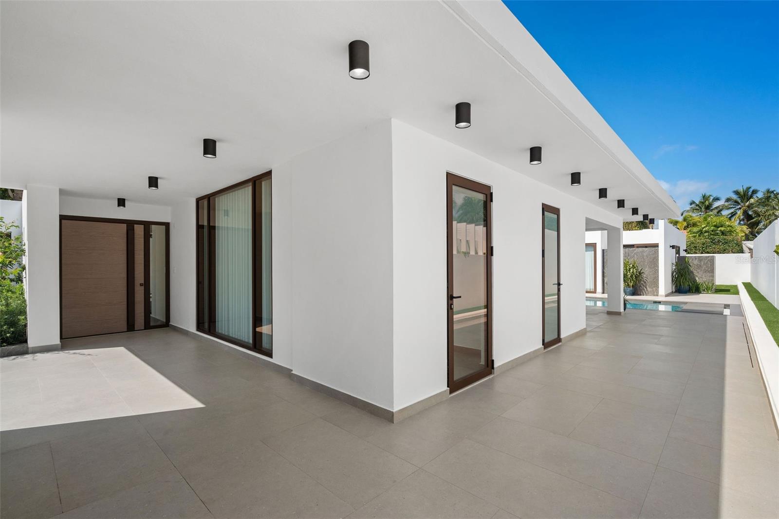 DORADO BEACH EAST - Residential