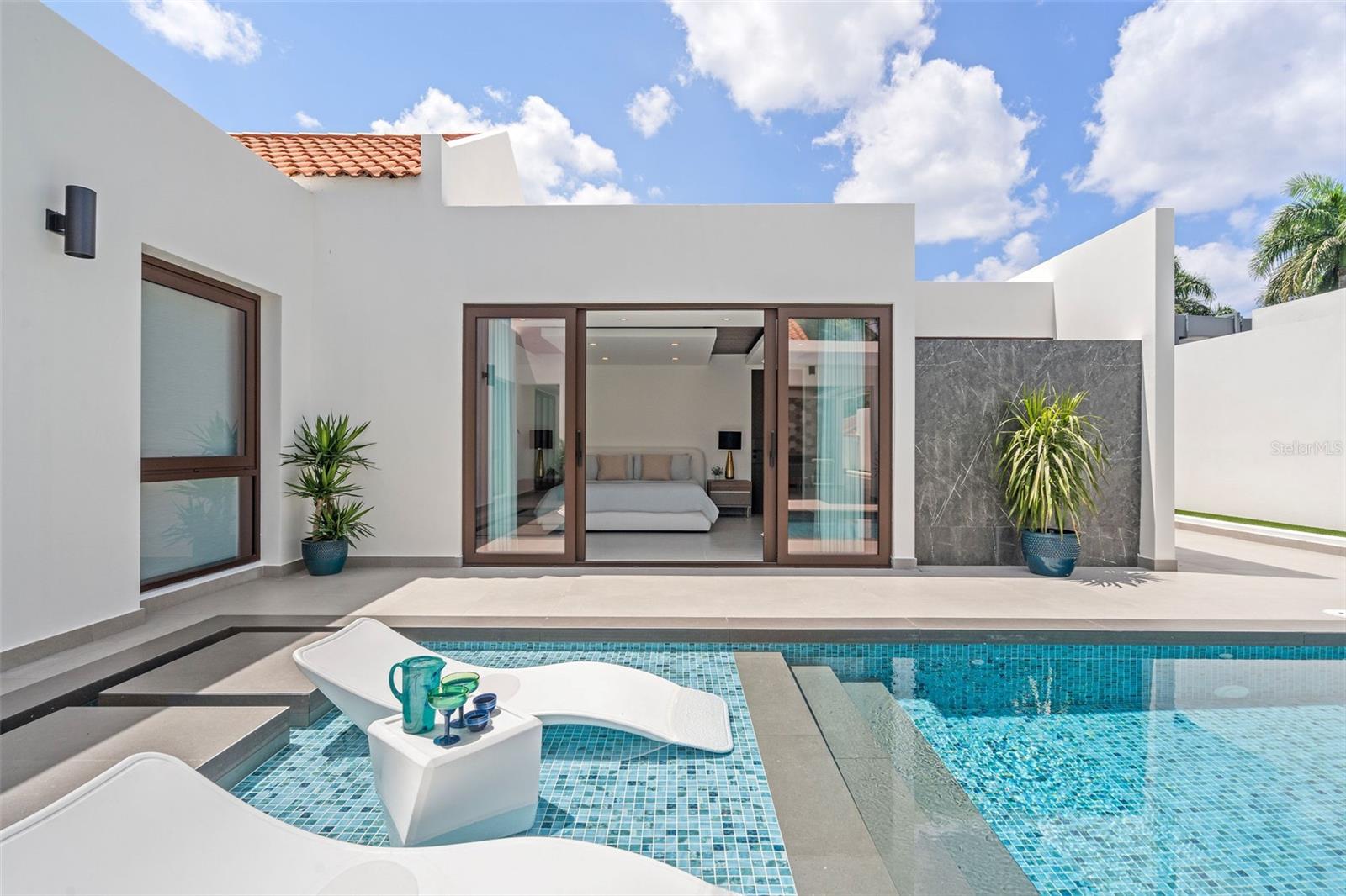 DORADO BEACH EAST - Residential