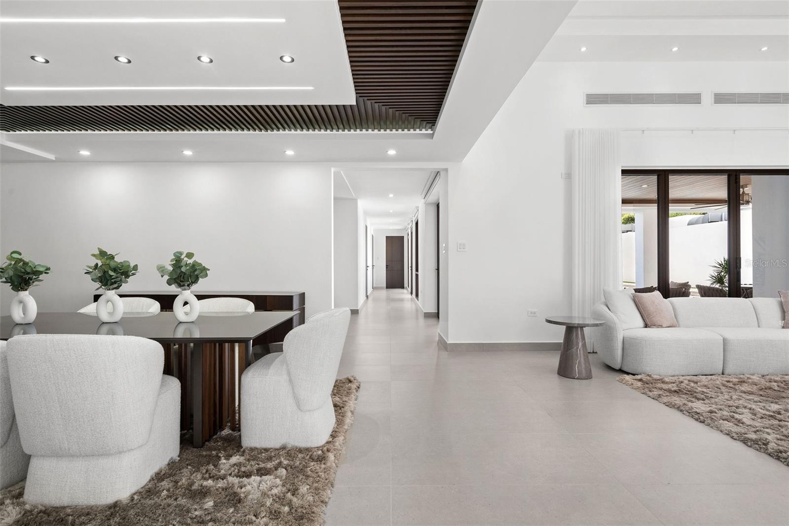 DORADO BEACH EAST - Residential