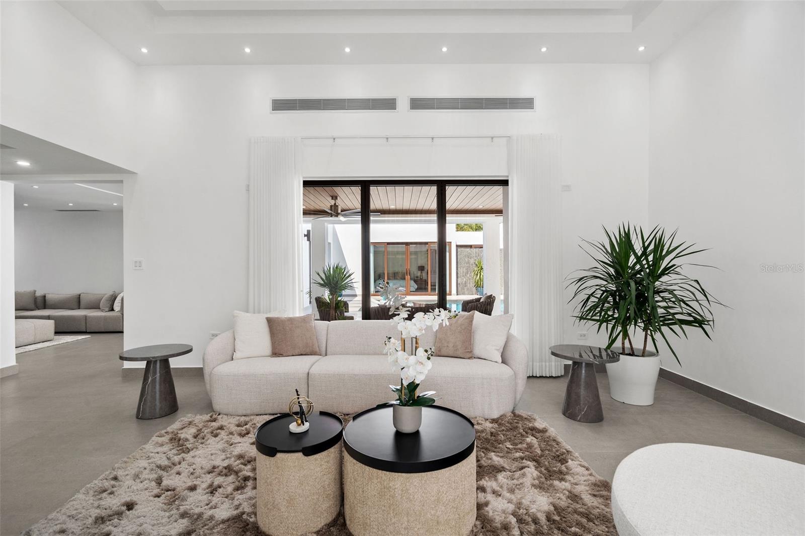 DORADO BEACH EAST - Residential