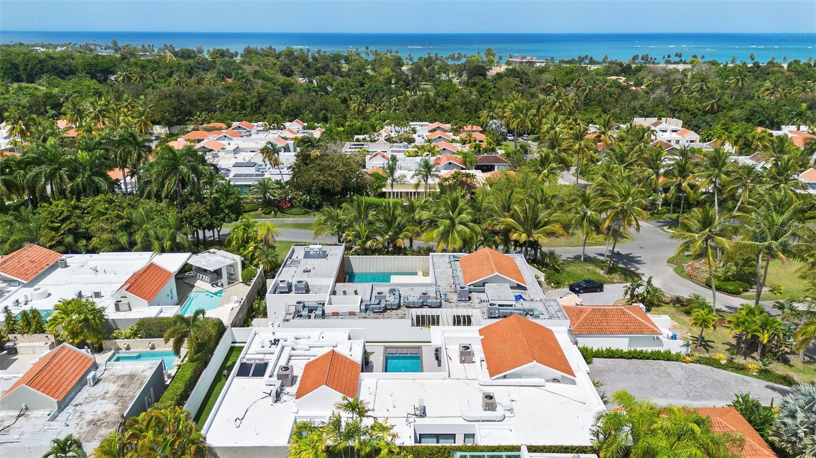 DORADO BEACH EAST - Residential