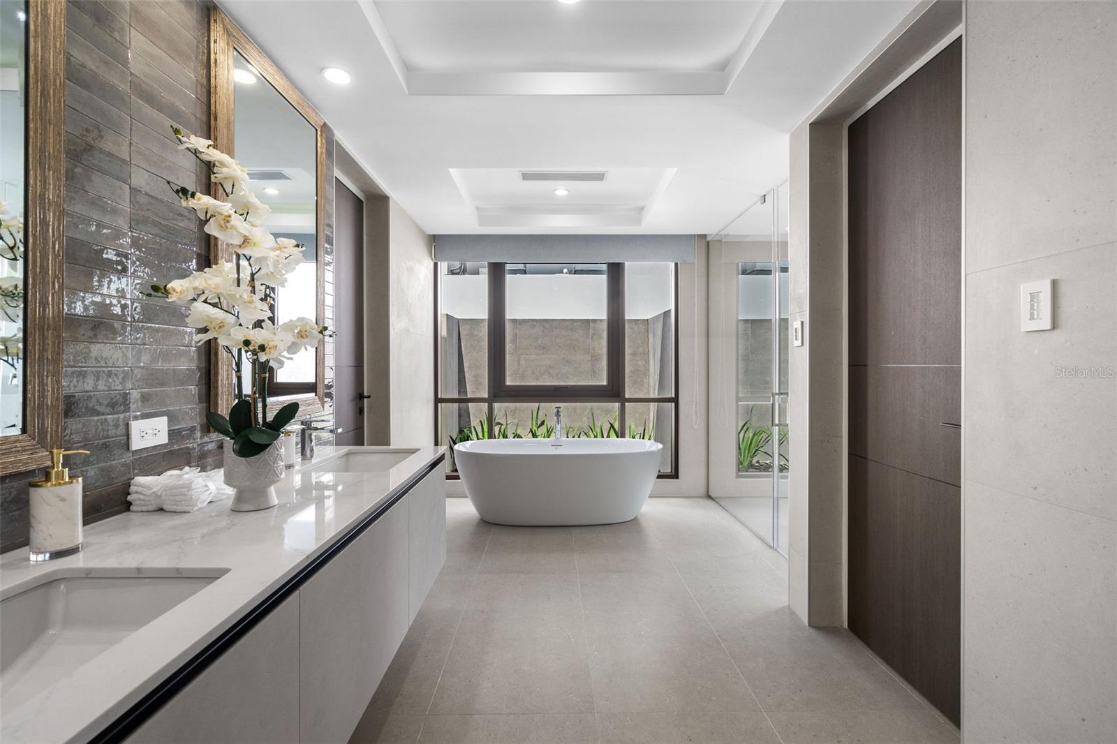 DORADO BEACH EAST - Residential