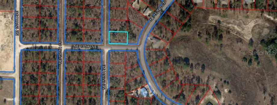 Explore the perfect blend of convenience and tranquility on this 0.23-acre corner lot, conveniently located just 4.9 miles from Williston Municipal Airport. This vacant land offers easy access to main roads, vibrant restaurants, and entertainment, making it an ideal canvas for your dream home that combines both serenity and accessibility. Within this thriving community, enjoy the freedom of no association fees and the flexibility to choose between new construction, manufactured, or mobile homes. Additionally, indulge in various outdoor activities such as horseback riding, boating in Cedar Key (just 30 minutes away), kayaking, diving, and swimming. Take advantage of an effortless and convenient drive to Ocala and Gainesville.