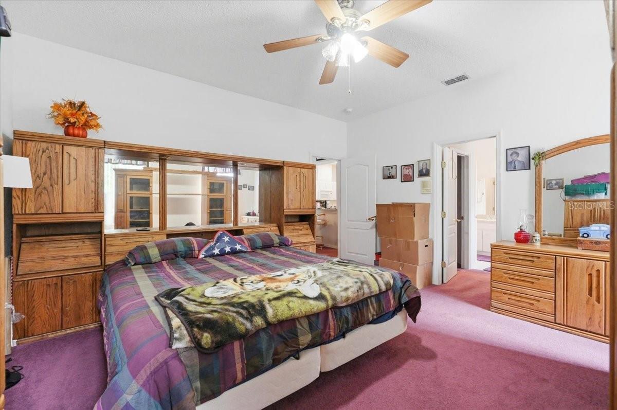 EAGLE LAKE PB 1 PG 12 - Residential