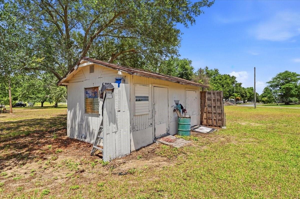 EAGLE LAKE PB 1 PG 12 - Residential