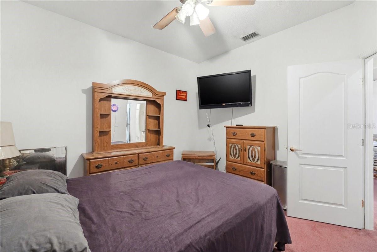EAGLE LAKE PB 1 PG 12 - Residential