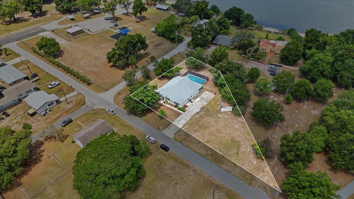 EAGLE LAKE PB 1 PG 12 - Residential