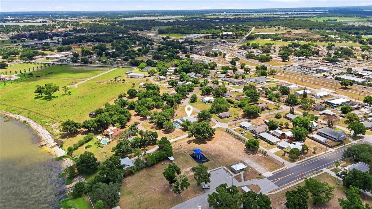 EAGLE LAKE PB 1 PG 12 - Residential