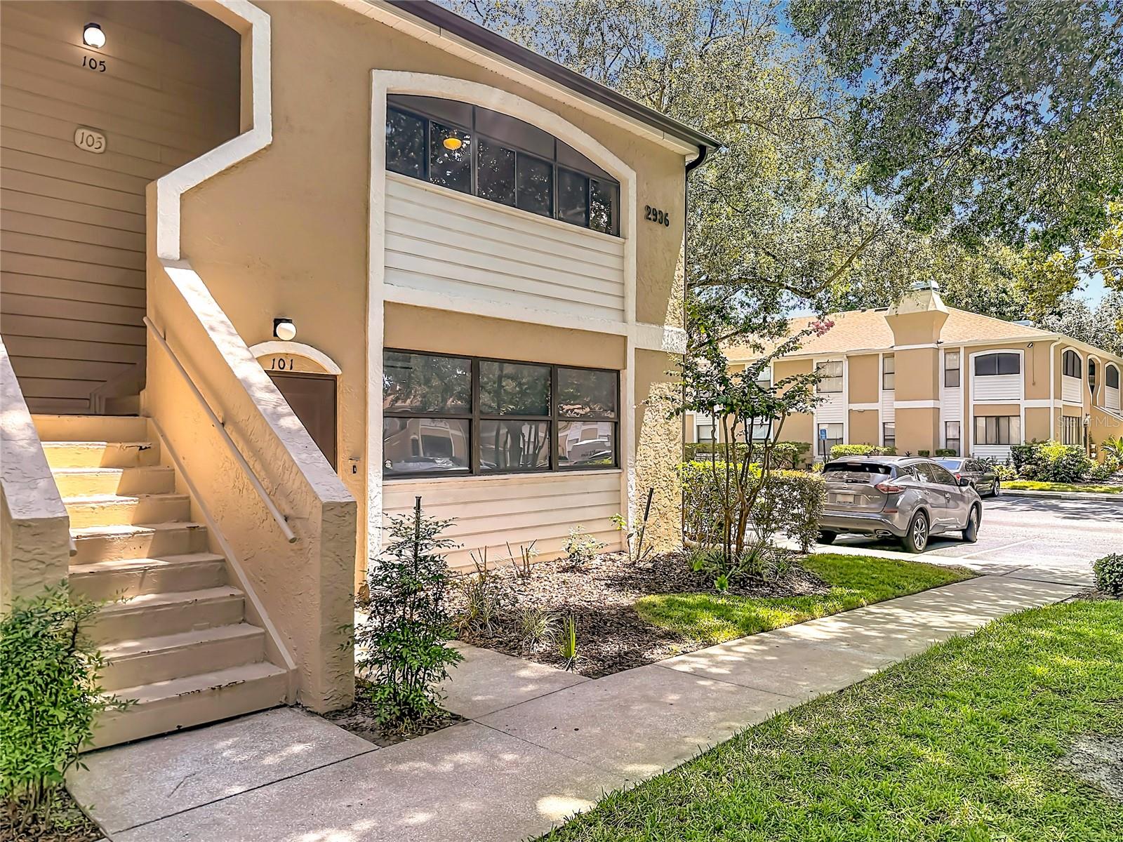 2936 S SEMORAN BOULEVARD 105